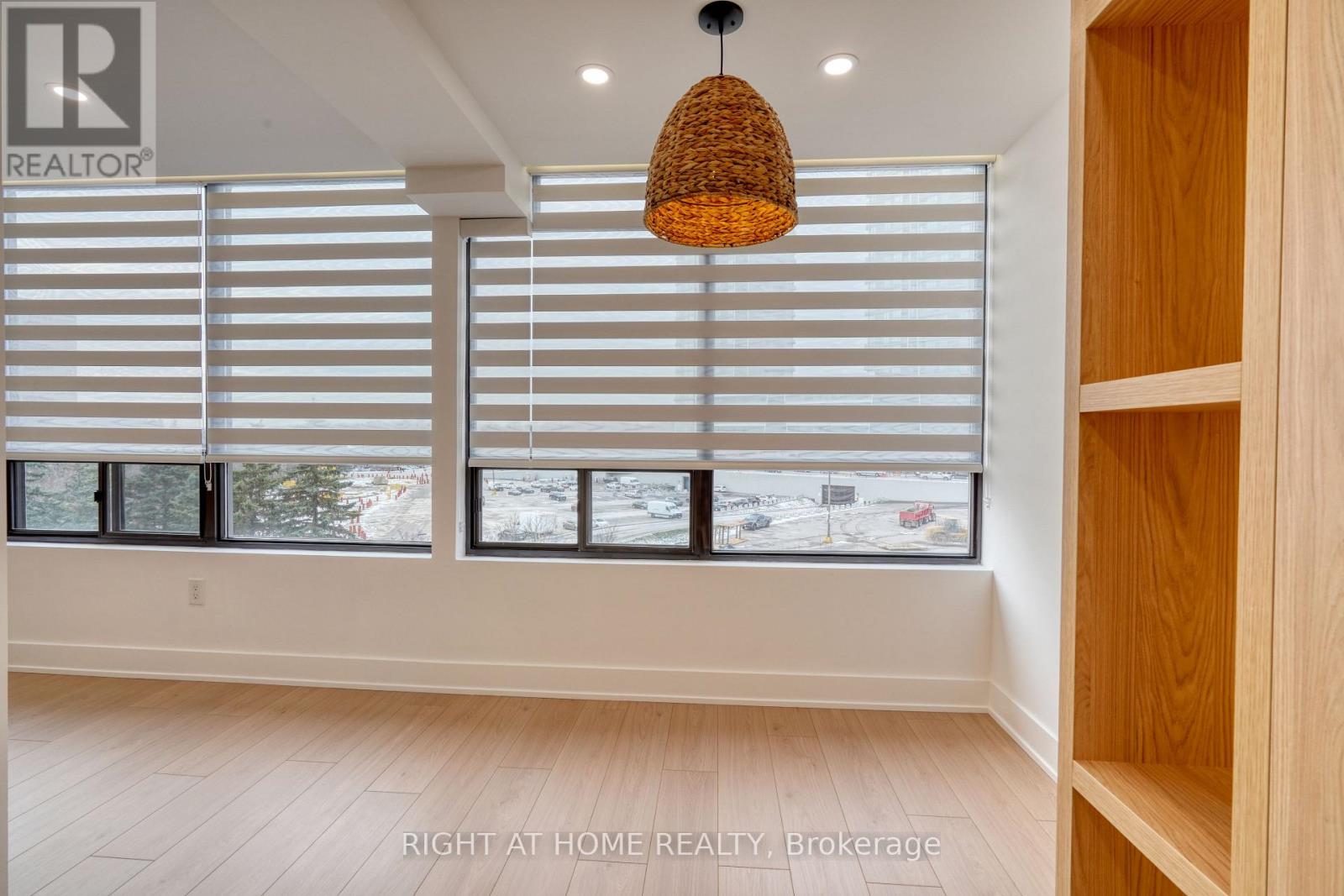 512 - 7460 Bathurst Street, Vaughan, Ontario  L4J 7K9 - Photo 14 - N12593610