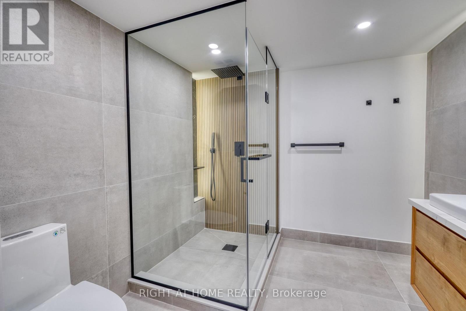 512 - 7460 Bathurst Street, Vaughan, Ontario  L4J 7K9 - Photo 29 - N12593610