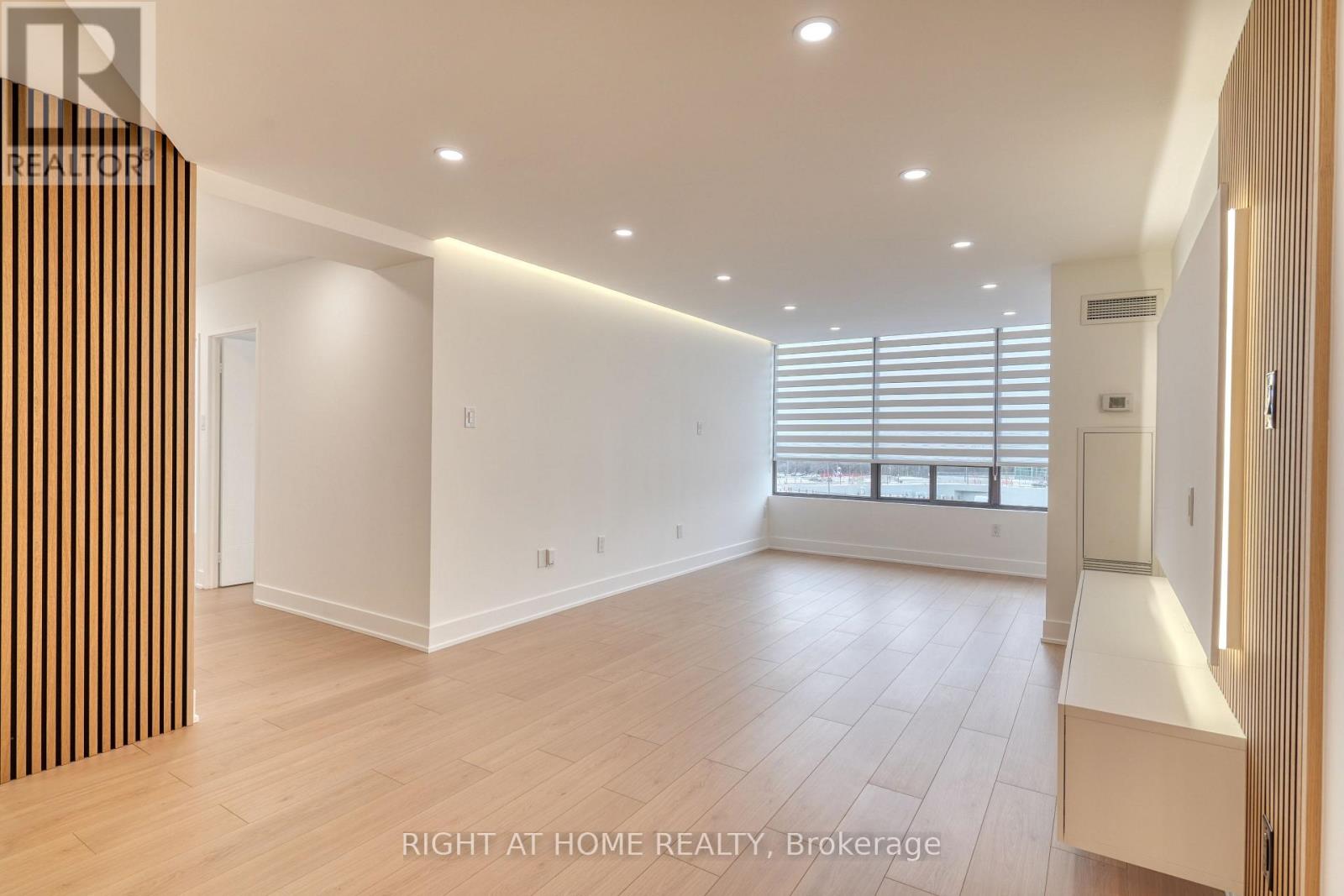 512 - 7460 Bathurst Street, Vaughan, Ontario  L4J 7K9 - Photo 6 - N12593610