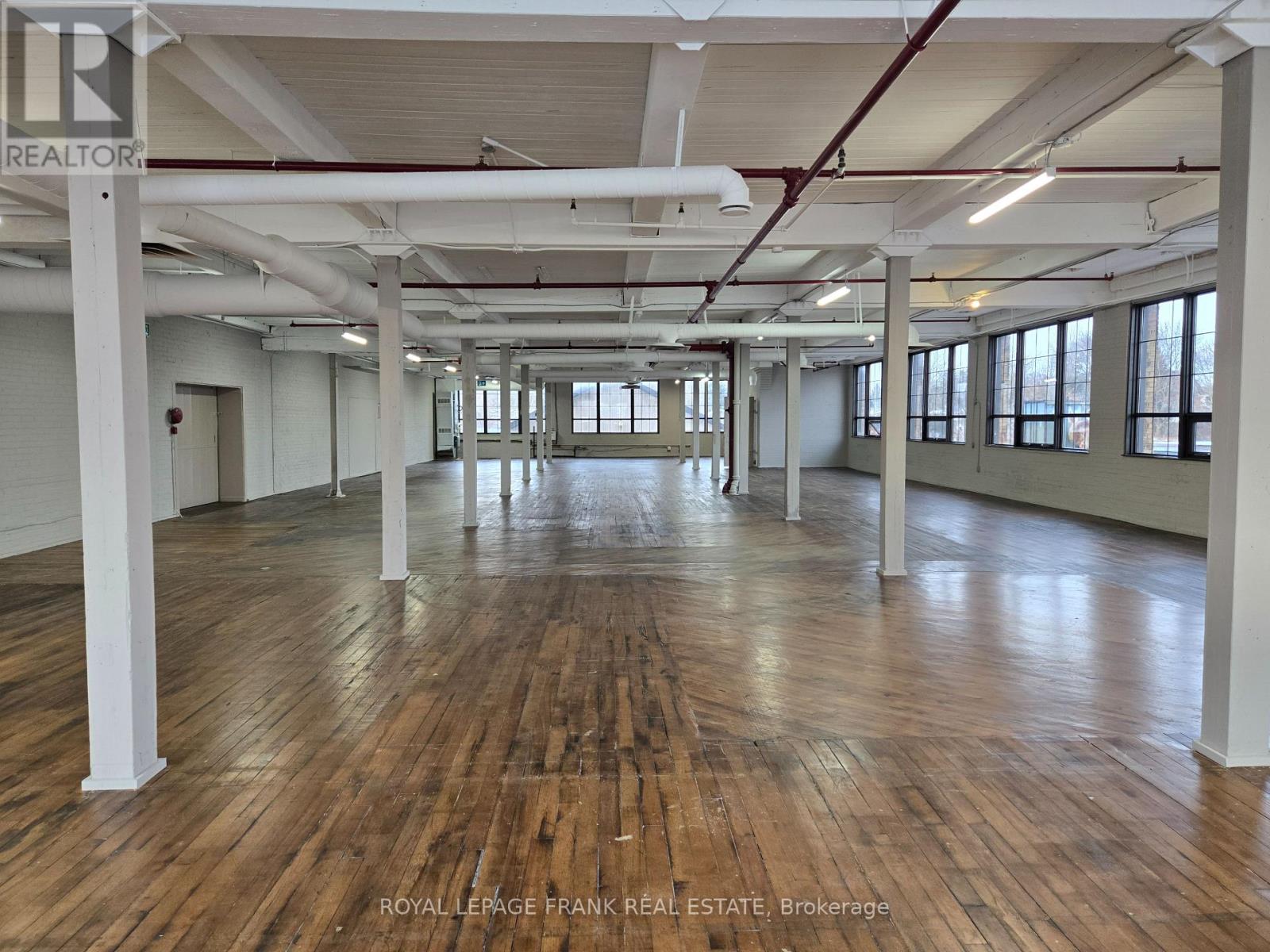 200 - 182 Wellington Street, Clarington, Ontario  L1C 1W3 - Photo 1 - E12590082