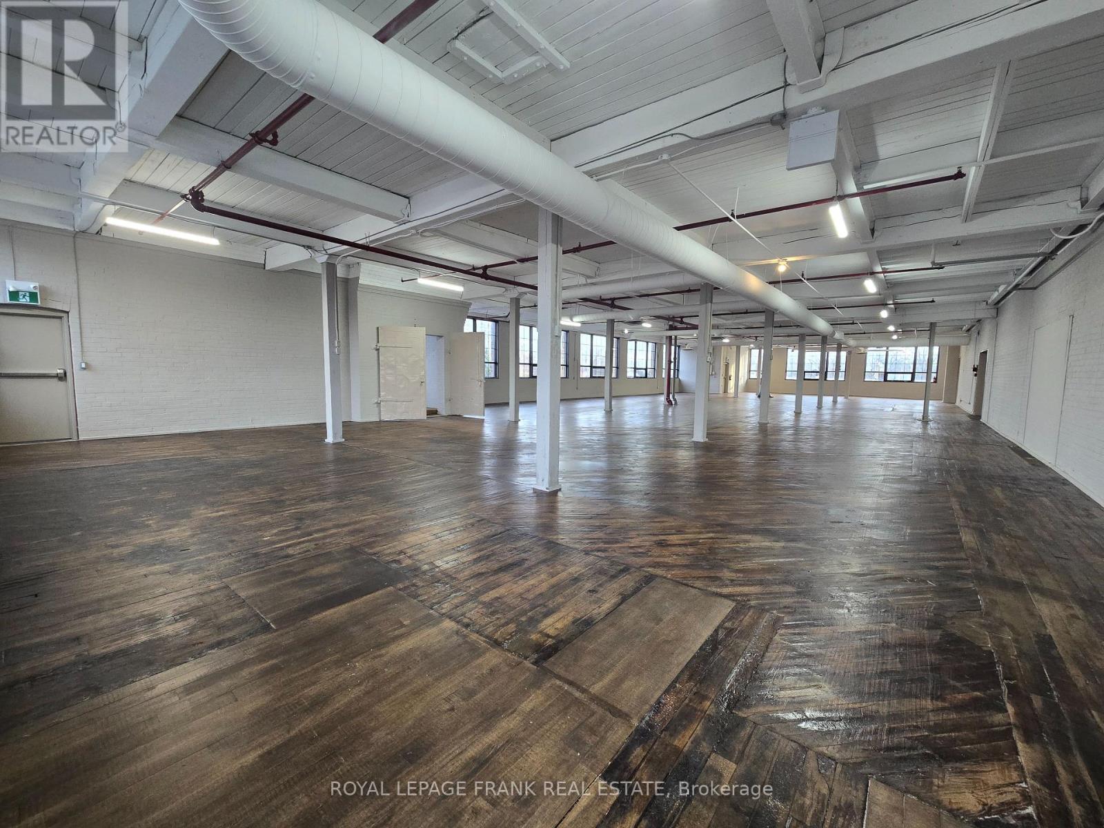 200 - 182 Wellington Street, Clarington, Ontario  L1C 1W3 - Photo 4 - E12590082