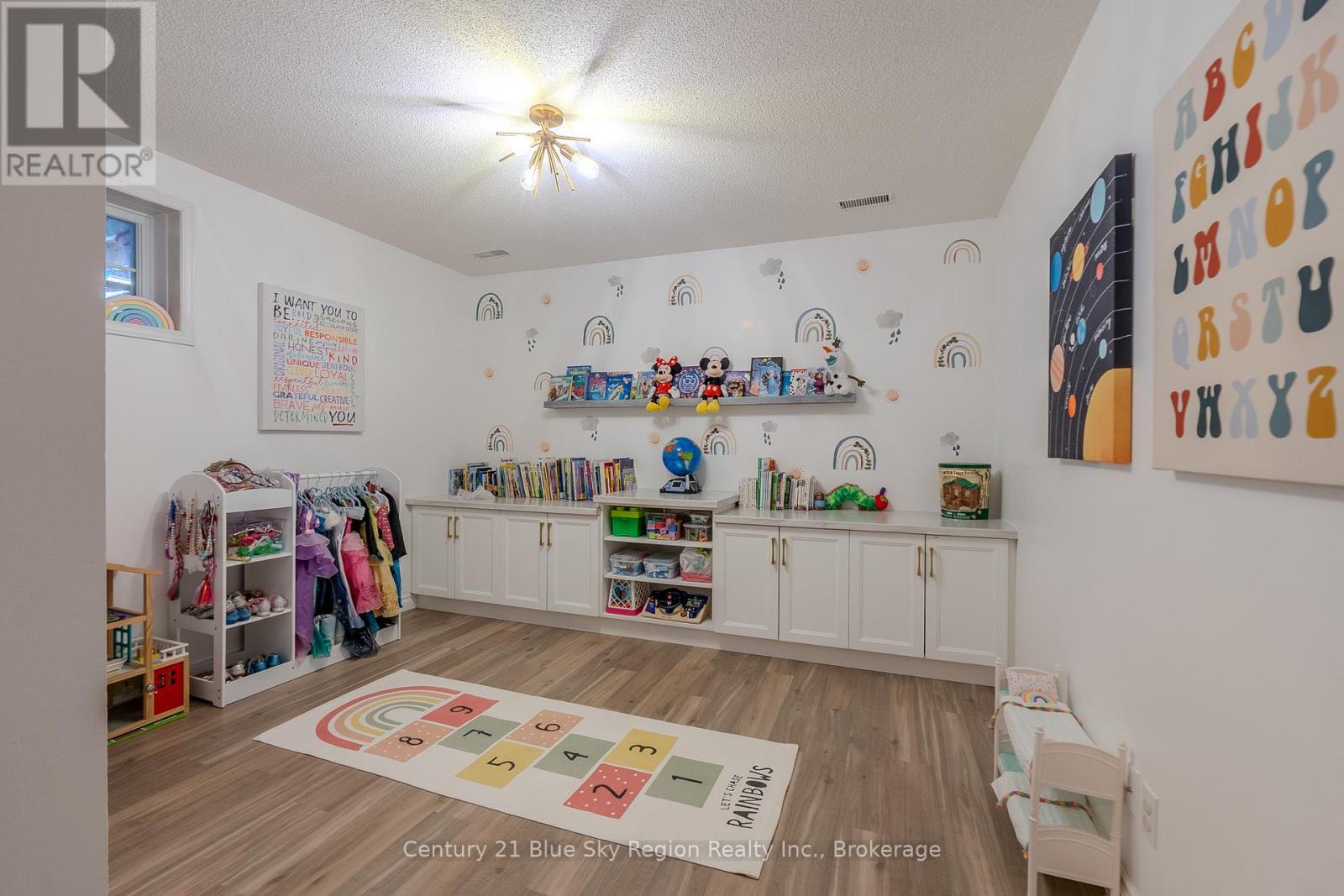 36 Kenwood Hills Drive, North Bay (Airport), Ontario  P1C 1M1 - Photo 32 - X12593676