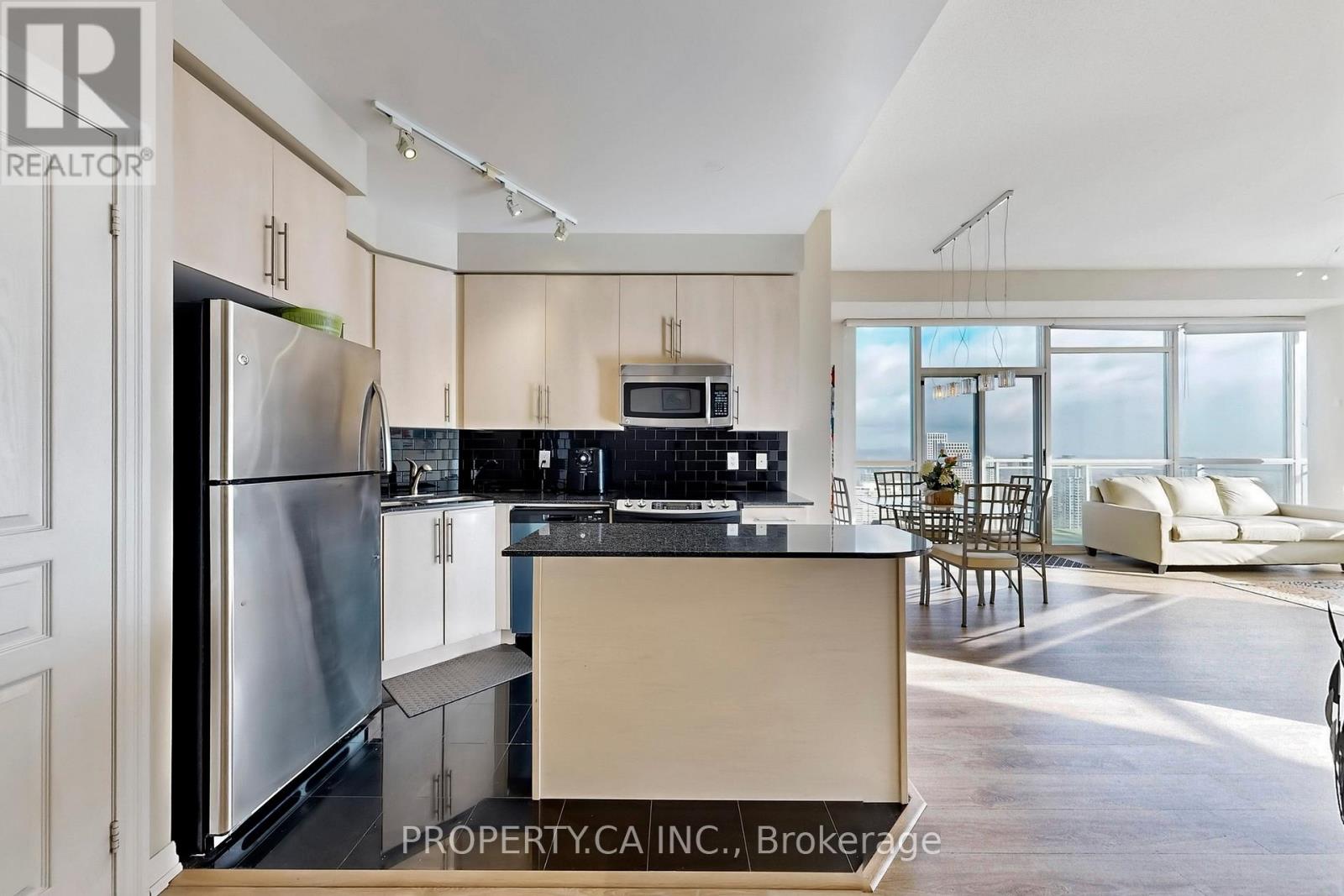 3606 - 225 Webb Drive, Mississauga, Ontario  L5B 4P2 - Photo 13 - W12593544