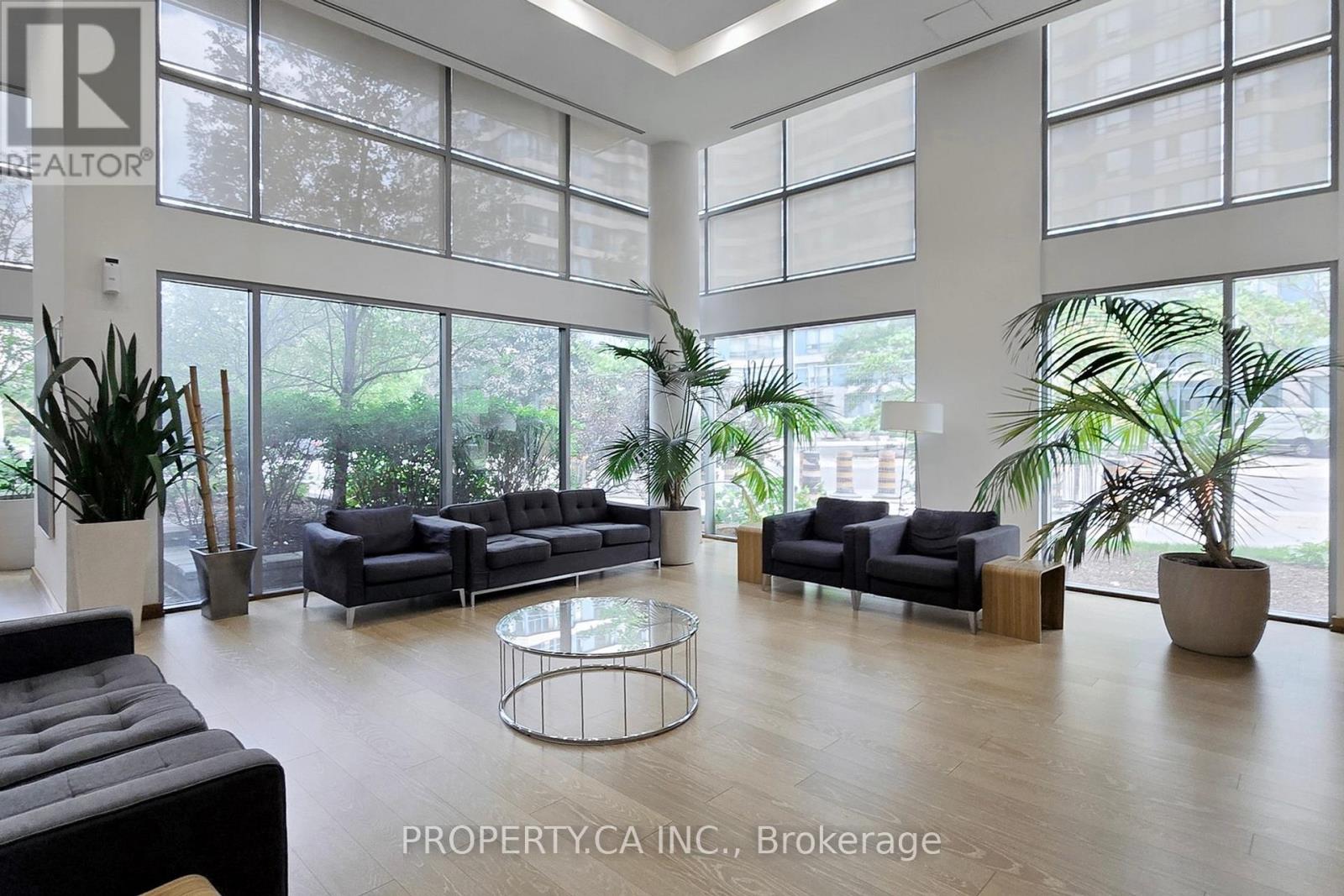 3606 - 225 Webb Drive, Mississauga, Ontario  L5B 4P2 - Photo 2 - W12593544