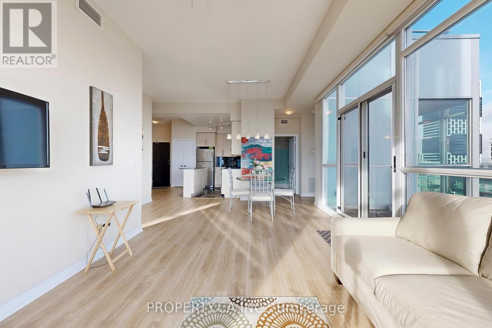 3606 - 225 Webb Drive, Mississauga, Ontario  L5B 4P2 - Photo 7 - W12593544