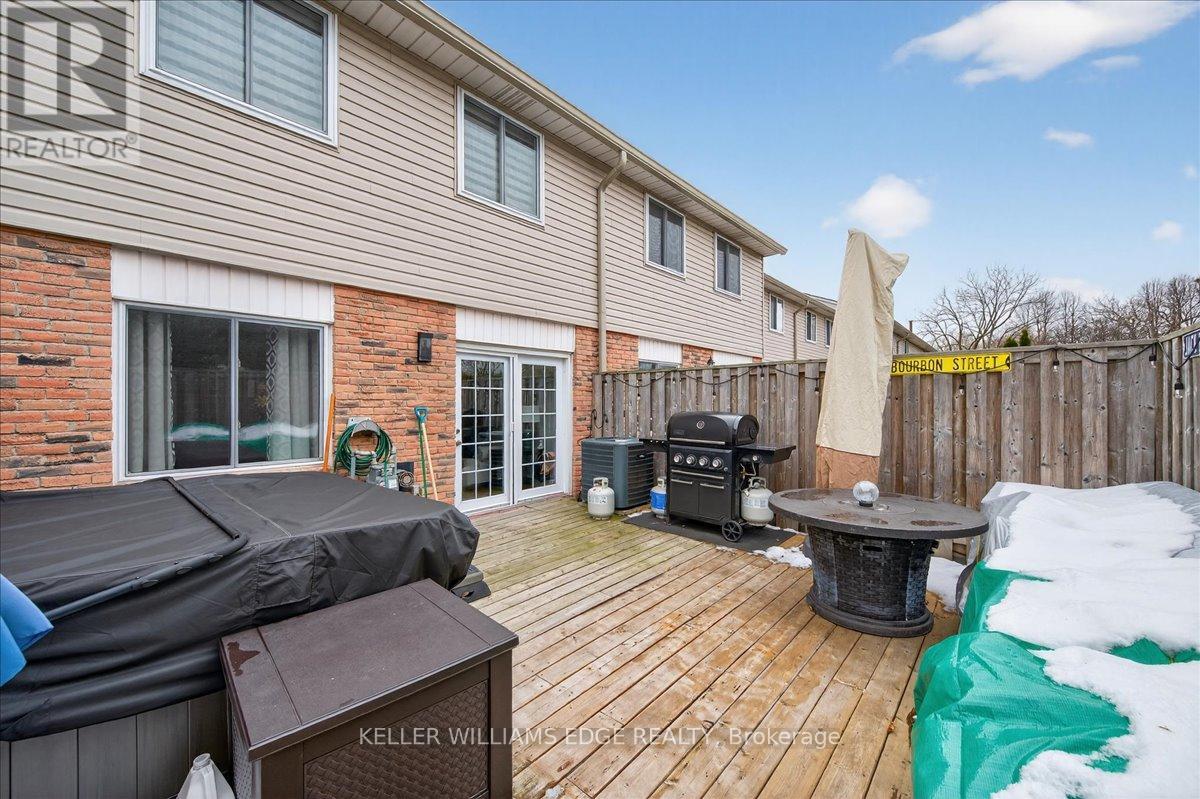 2 - 4198 Longmoor Drive, Burlington, Ontario L7L 5E3 - Photo 33 - W12593560