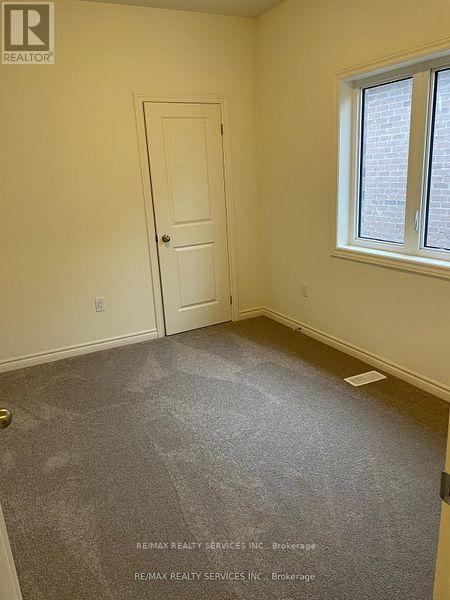 130 Adventura Road, Brampton, Ontario  L7A 5A7 - Photo 8 - W12593652