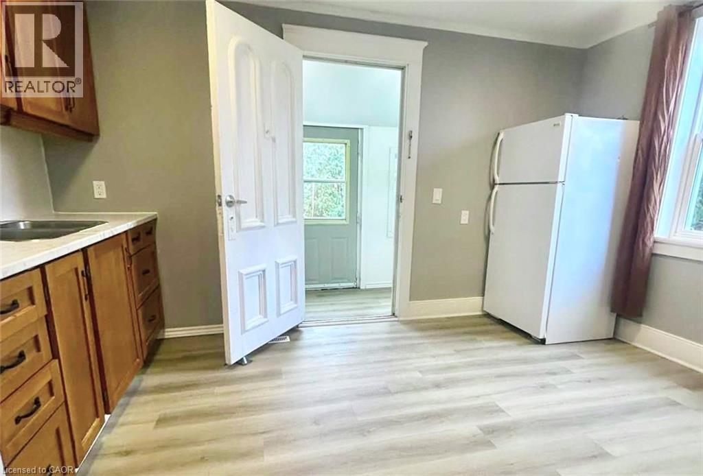 33 Bute Street, Ayr, Ontario N0B 1E0 - Photo 3 - 40789394