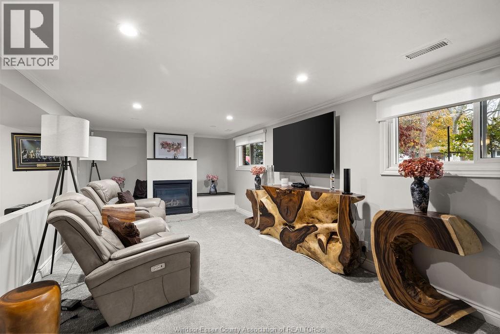 4113 Roseland Drive East, Windsor, Ontario  N9G 1Y5 - Photo 6 - 25030942
