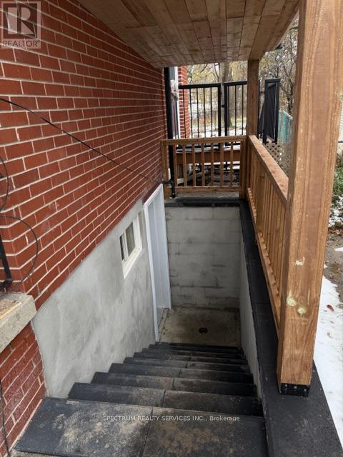 Bsmt - 10 Elrose Road, Brampton, Ontario  L6T 2C2 - Photo 4 - W12591414