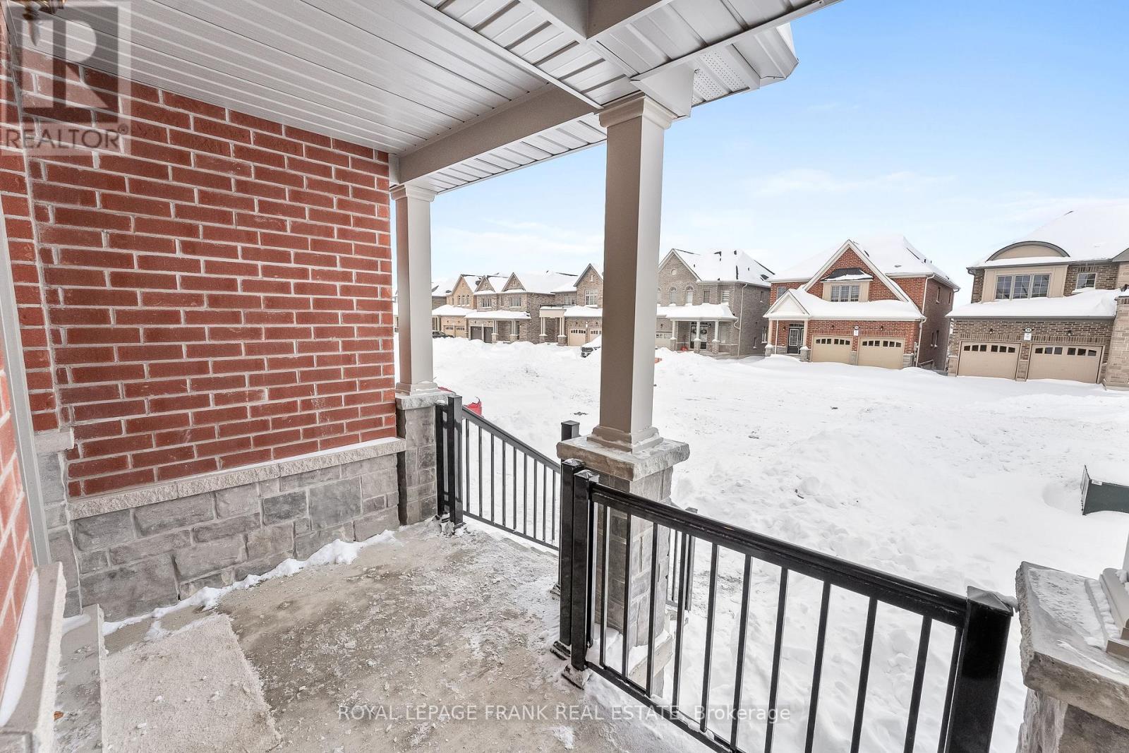 92 Robin Trail, Scugog, Ontario  L9L 1T5 - Photo 5 - E12593776