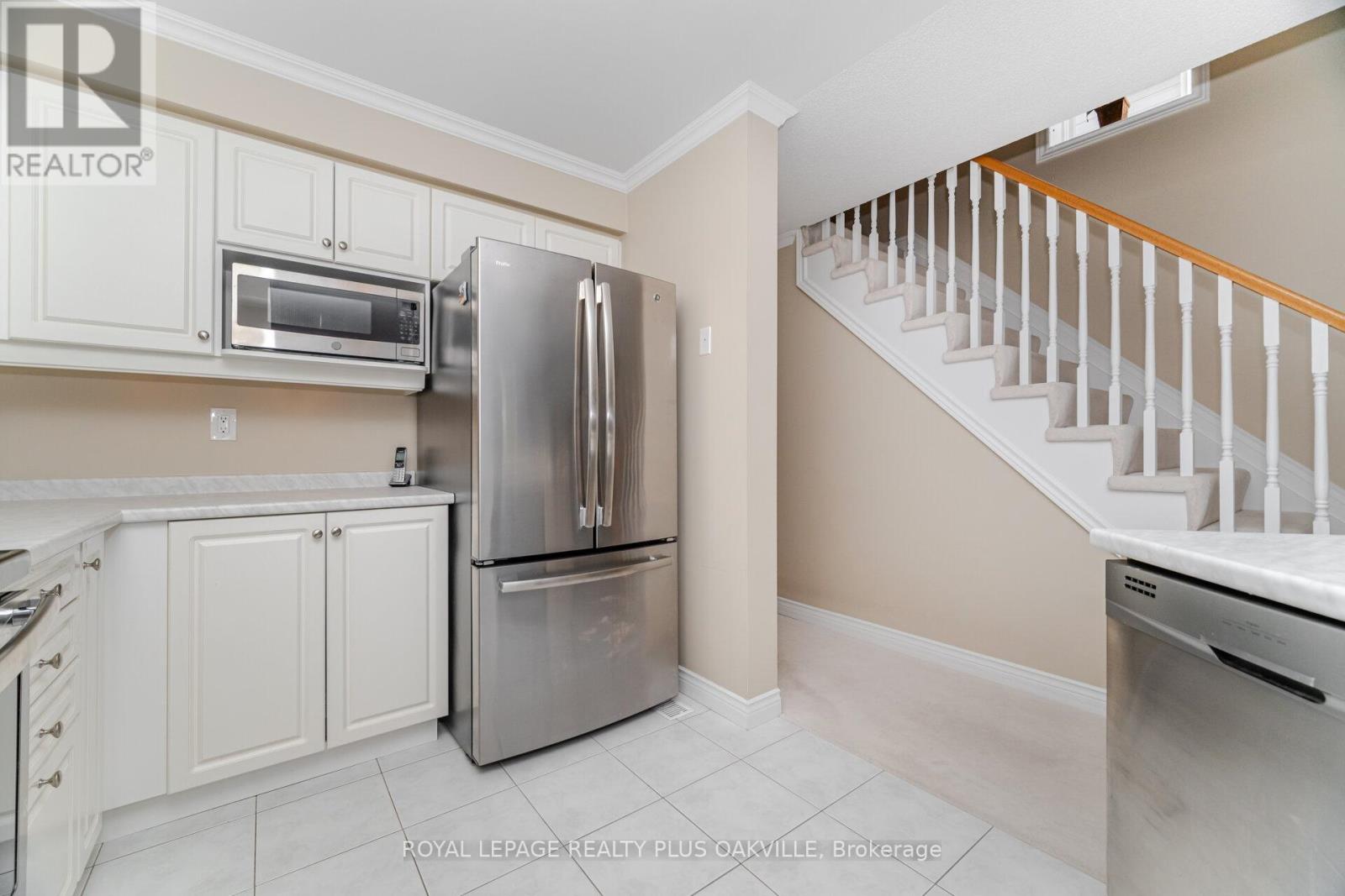 53 Kildonan Crescent, Hamilton, Ontario  L0R 2H5 - Photo 11 - X12593604