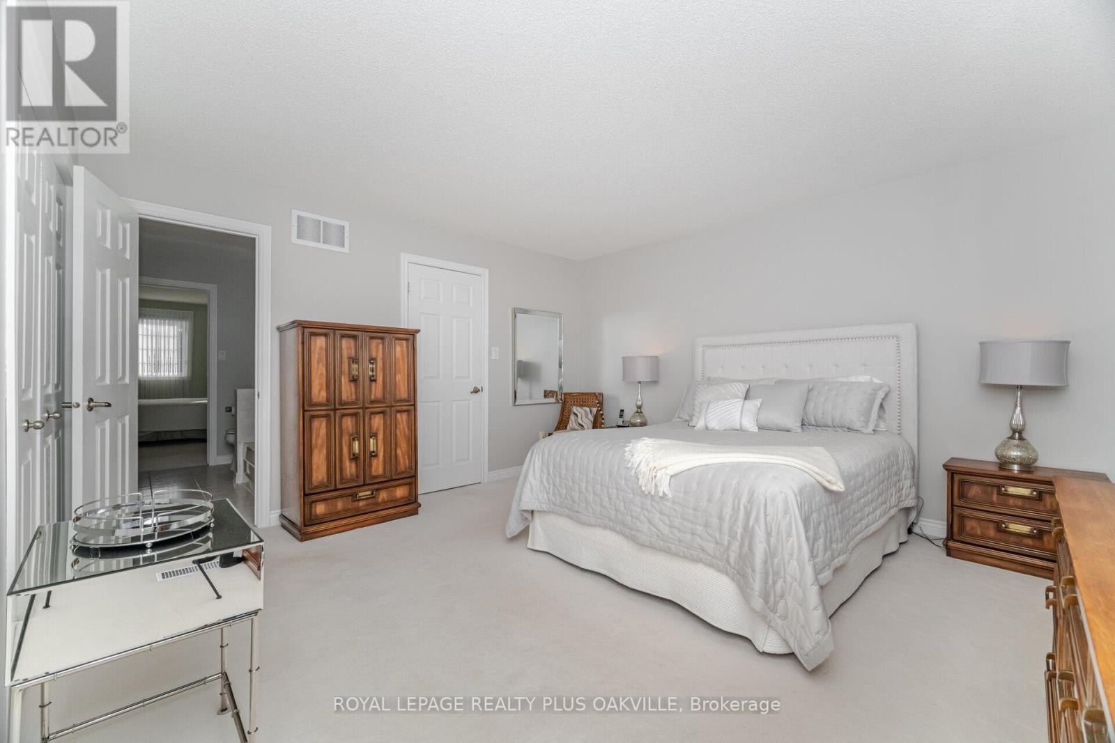 53 Kildonan Crescent, Hamilton, Ontario  L0R 2H5 - Photo 27 - X12593604