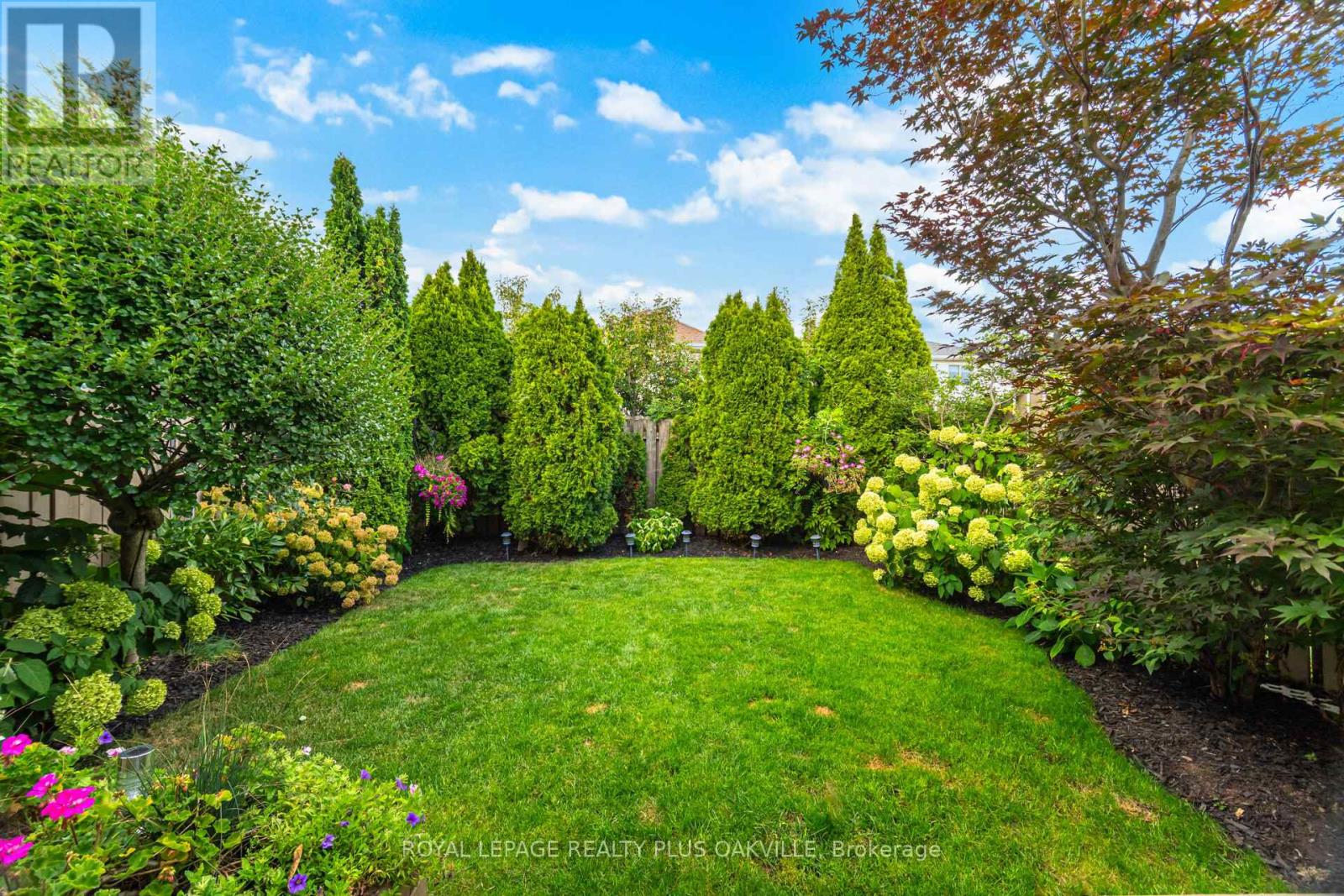 53 Kildonan Crescent, Hamilton, Ontario  L0R 2H5 - Photo 44 - X12593604