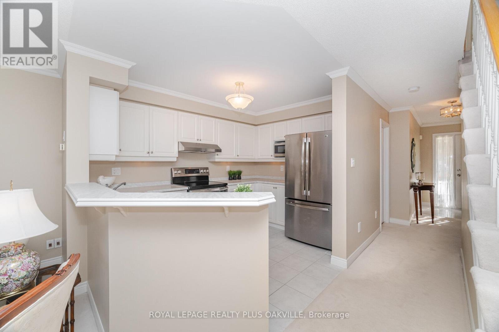 53 Kildonan Crescent, Hamilton, Ontario  L0R 2H5 - Photo 9 - X12593604