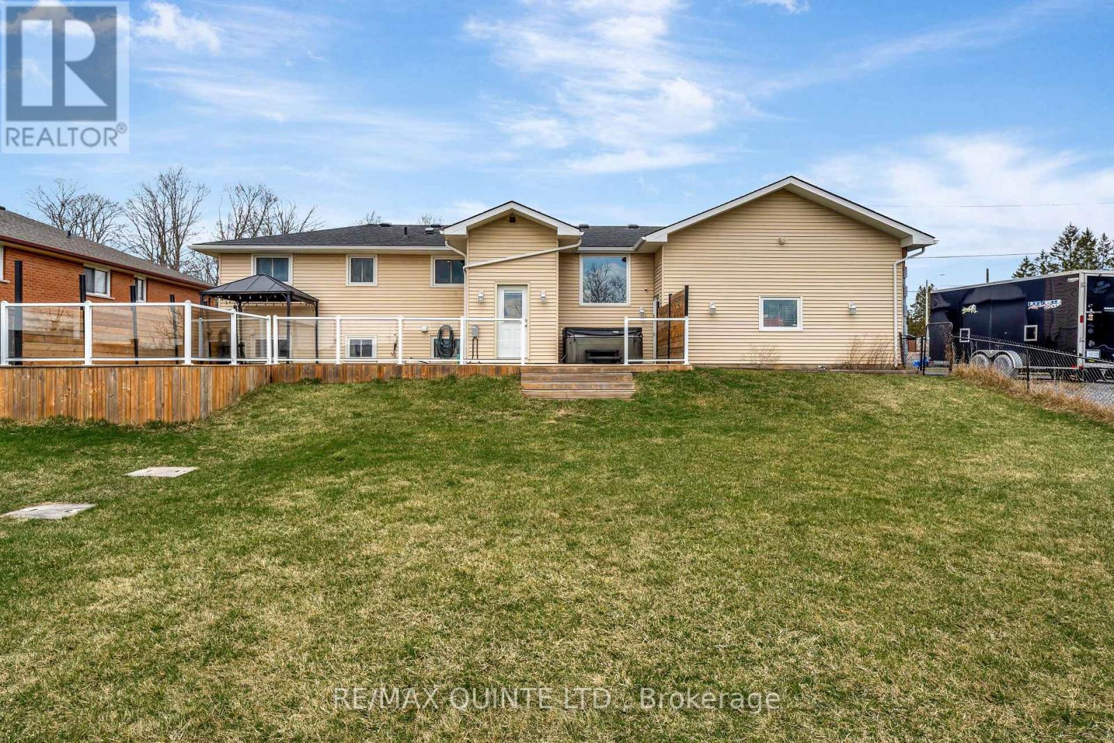 94 Cloverleaf Drive, Belleville, Ontario  K8N 4Z5 - Photo 43 - X12593686