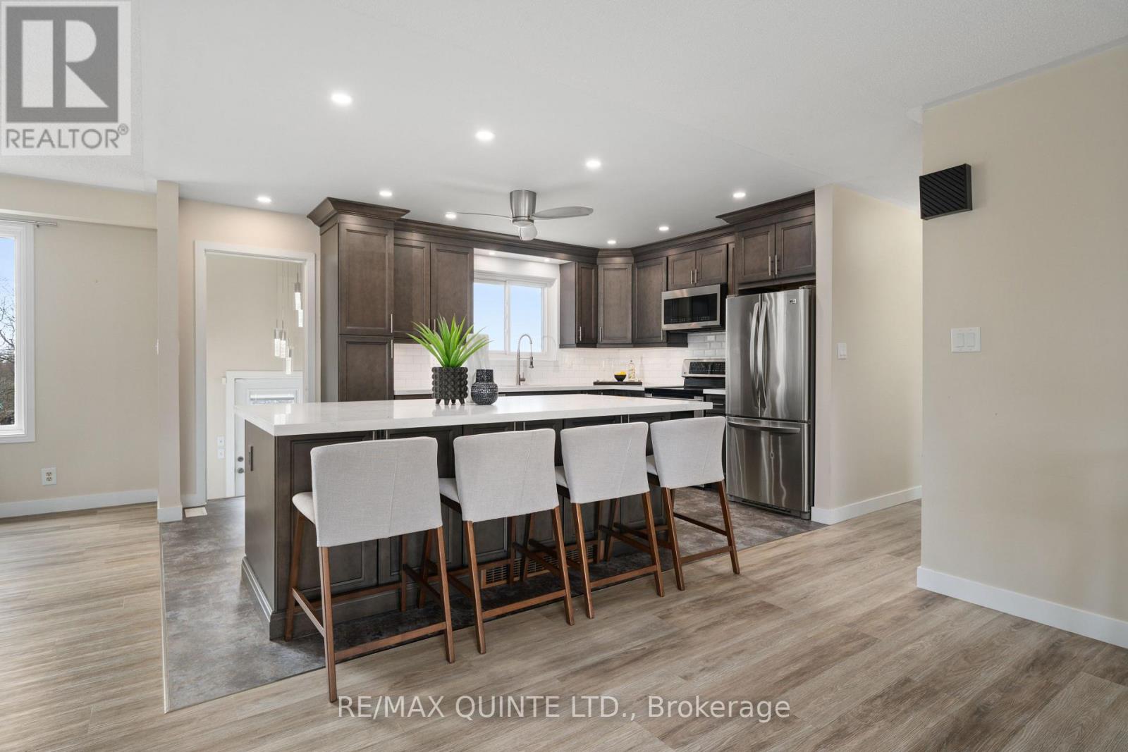 94 Cloverleaf Drive, Belleville, Ontario  K8N 4Z5 - Photo 5 - X12593686