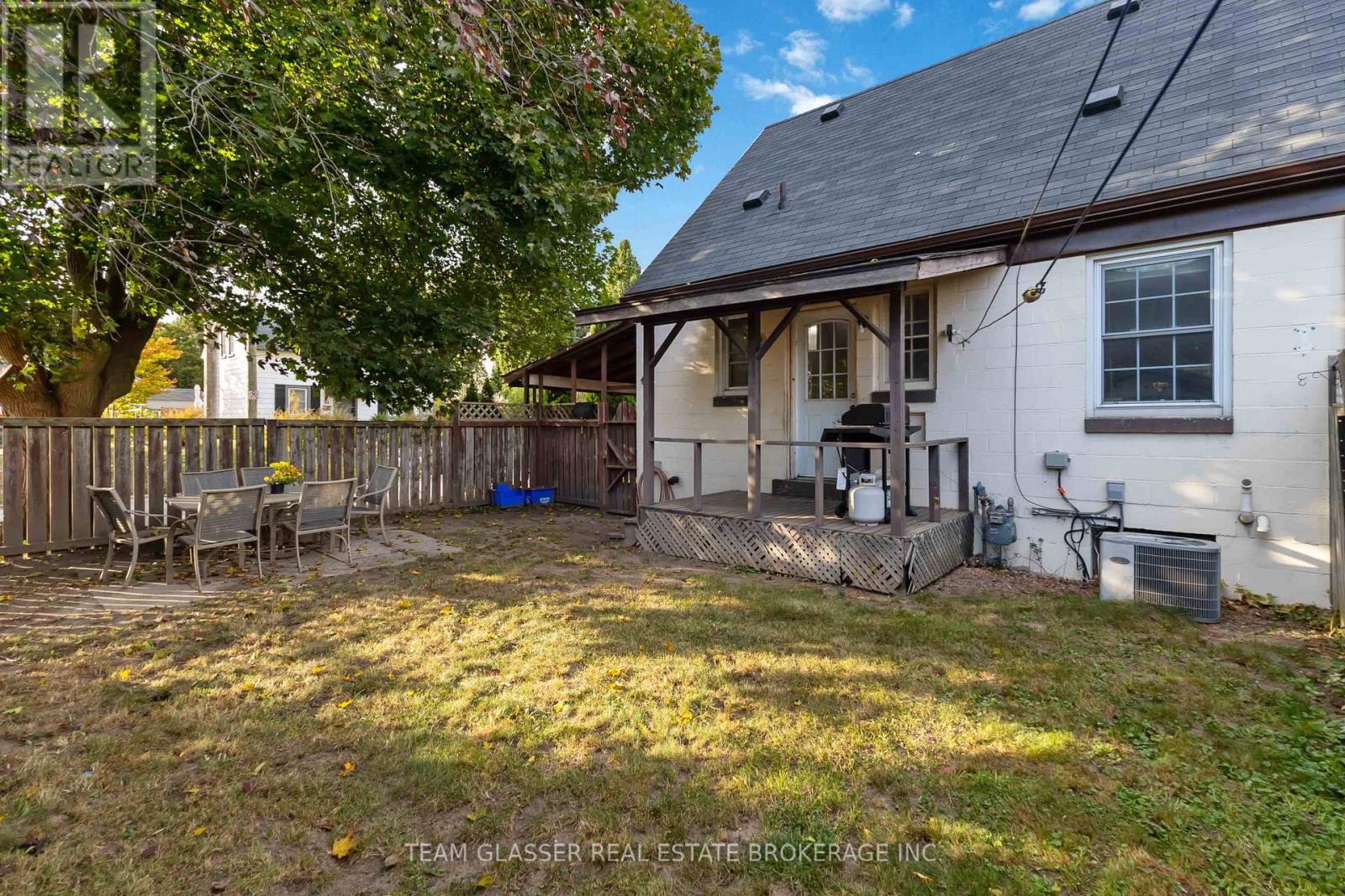 1 Cypress Street, St. Thomas, Ontario  N5R 1N2 - Photo 24 - X12593930