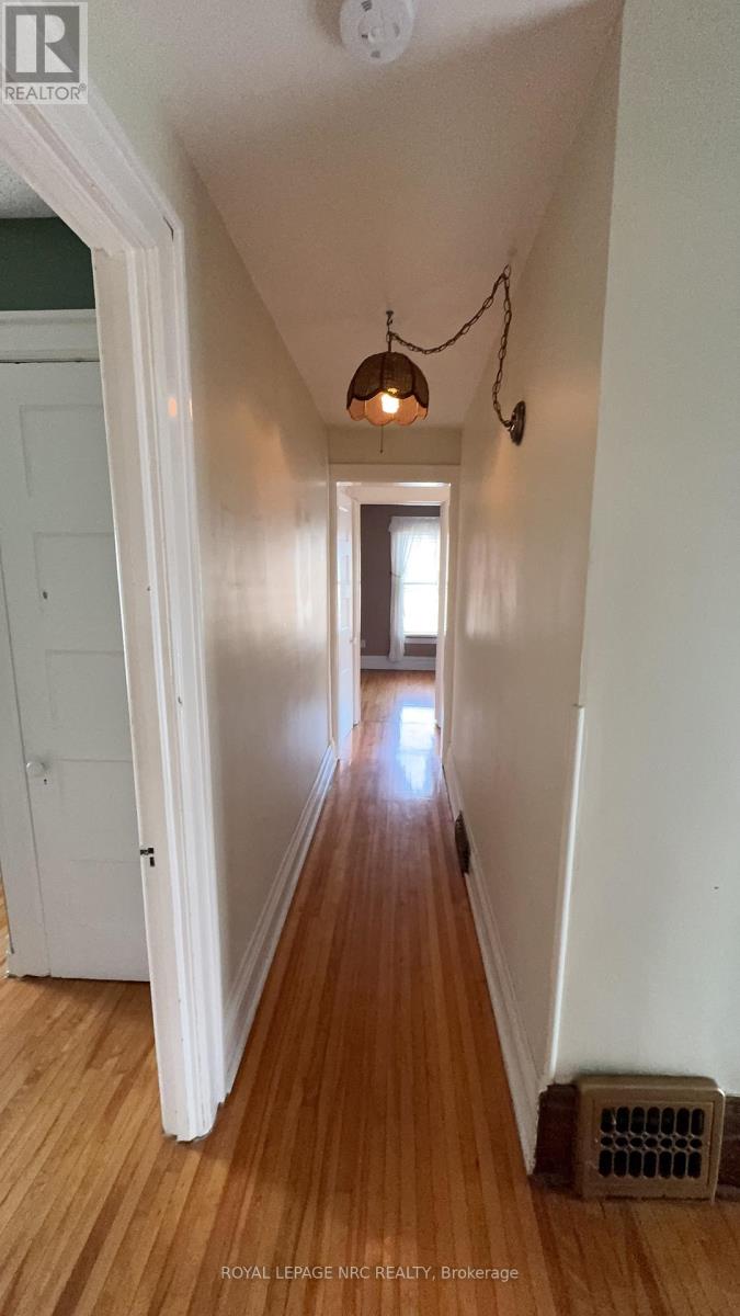 4579 Eastwood Crescent, Niagara Falls, Ontario  L2E 1B1 - Photo 25 - X12591154