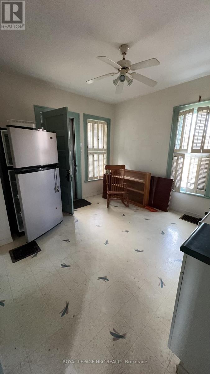 4579 Eastwood Crescent, Niagara Falls, Ontario  L2E 1B1 - Photo 34 - X12591154