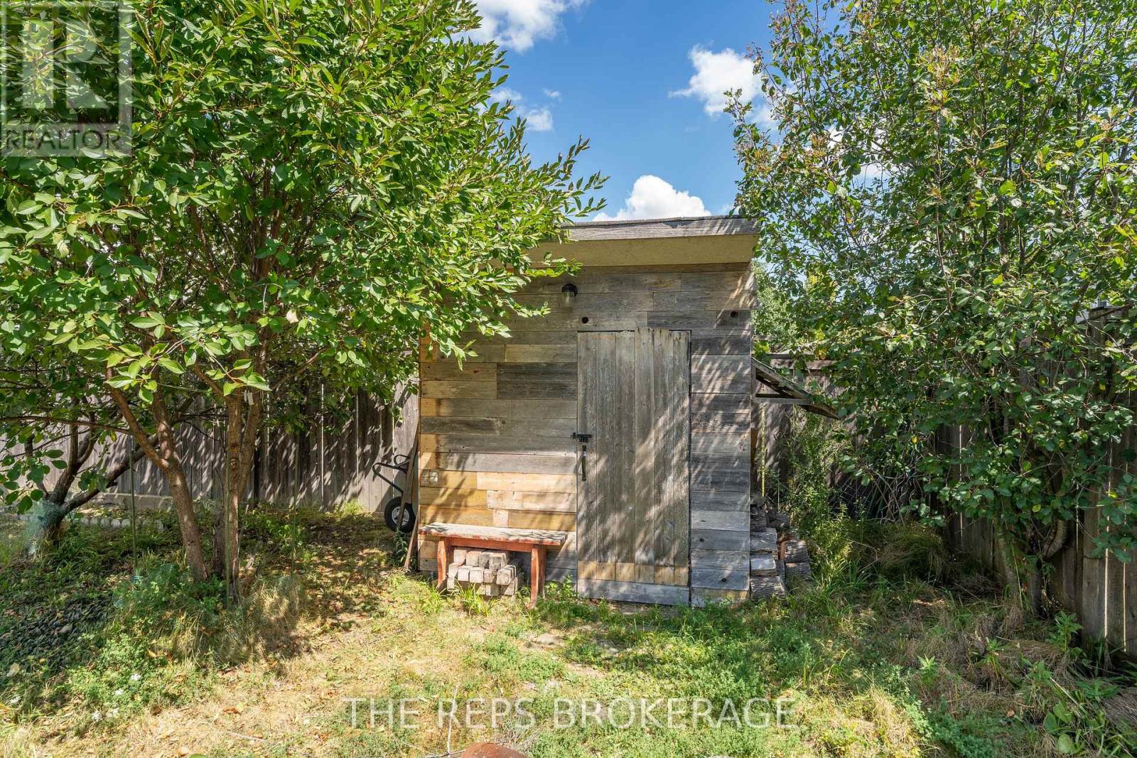 97 Black Bear Way, Ottawa, Ontario  K2S 2G6 - Photo 33 - X12593756