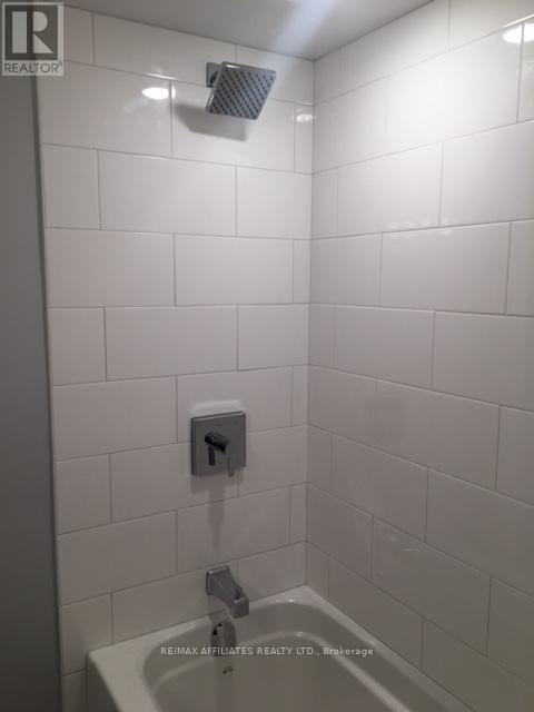 B - 1258 Firestone Crescent, Ottawa, Ontario K2C 3E3 - Photo 10 - X12593850