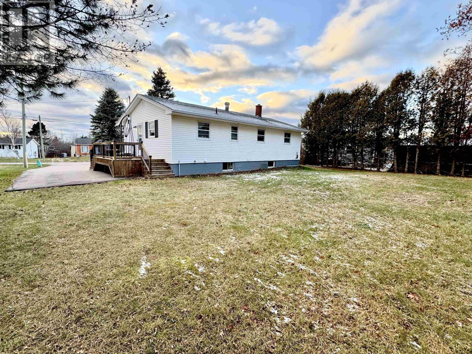 39 Macwilliams Drive, Summerside, Prince Edward Island  C1N 4L4 - Photo 3 - 202528471