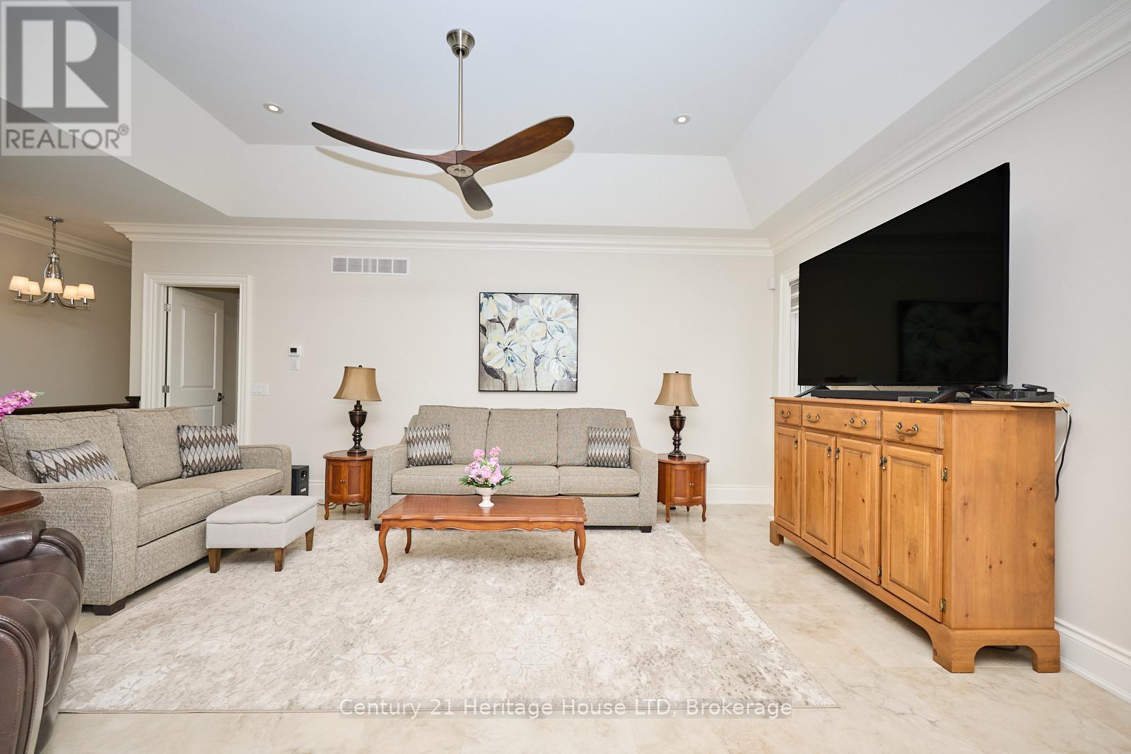 17 Biggar Road, Thorold, Ontario L0S 1K0 - Photo 10 - X12593856