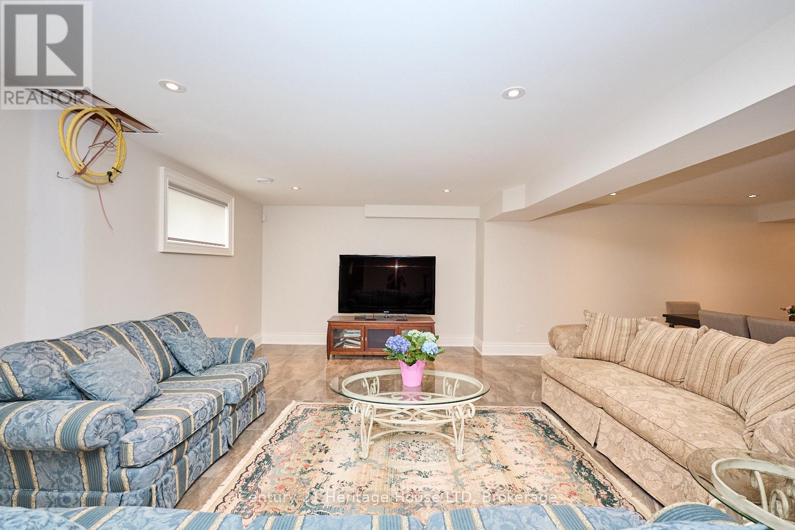 17 Biggar Road, Thorold, Ontario L0S 1K0 - Photo 26 - X12593856