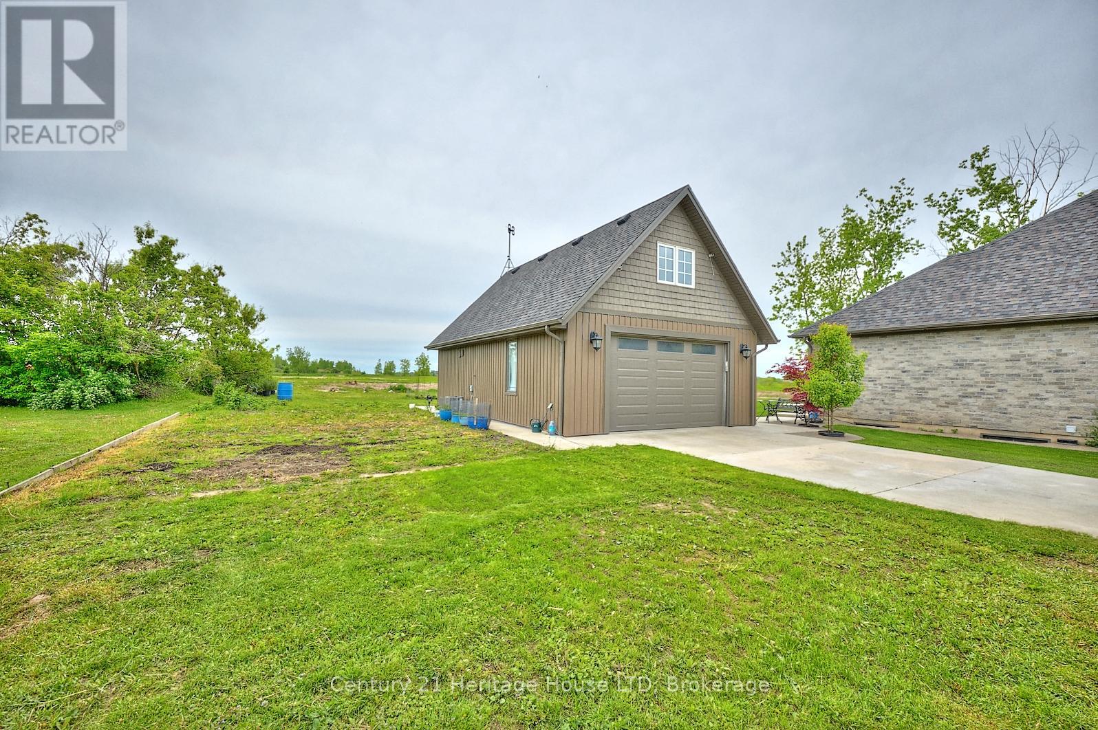 17 Biggar Road, Thorold, Ontario L0S 1K0 - Photo 40 - X12593856