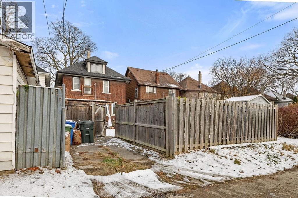 815 Moy Avenue, Windsor, Ontario  N9A 2N7 - Photo 33 - 25030958