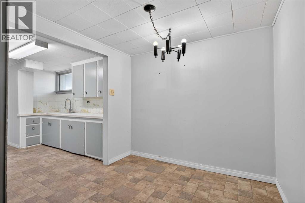 5923 Centre Street Nw, Calgary, Alberta  T2K 0T5 - Photo 25 - A2252917