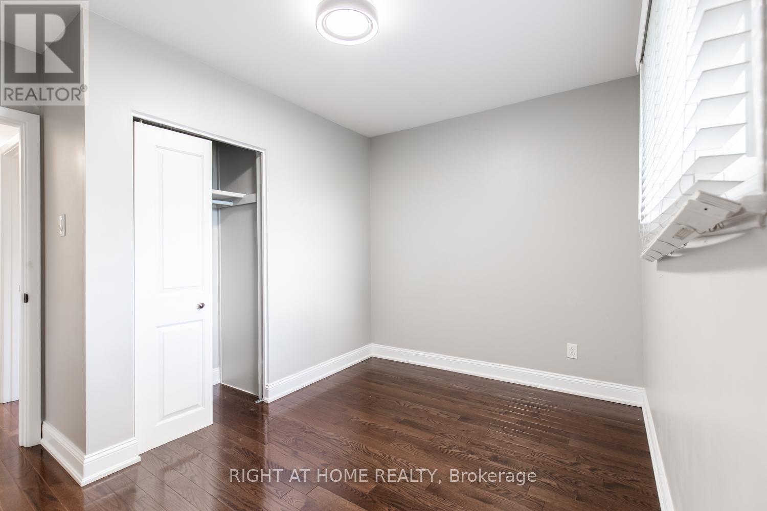 12 Murellen Crescent, Toronto, Ontario  M4A 2K5 - Photo 19 - C12419384