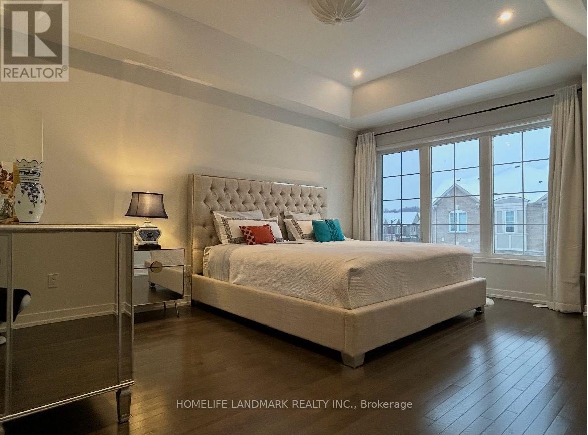 84 Lady Dolores Avenue, Vaughan, Ontario  L6A 4Y4 - Photo 7 - N12592628