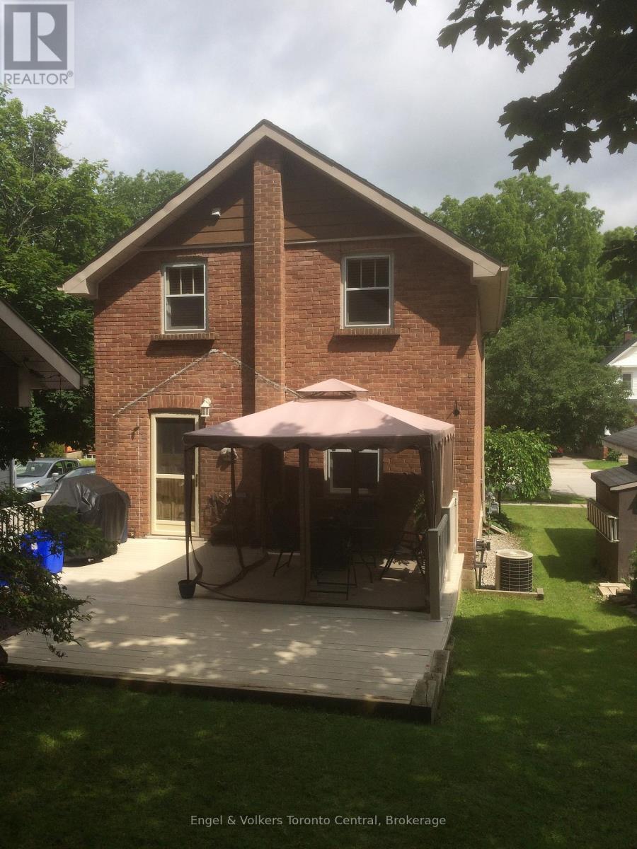 639 14th Street W, Owen Sound, Ontario N4K 3Y5 - Photo 2 - X12593684