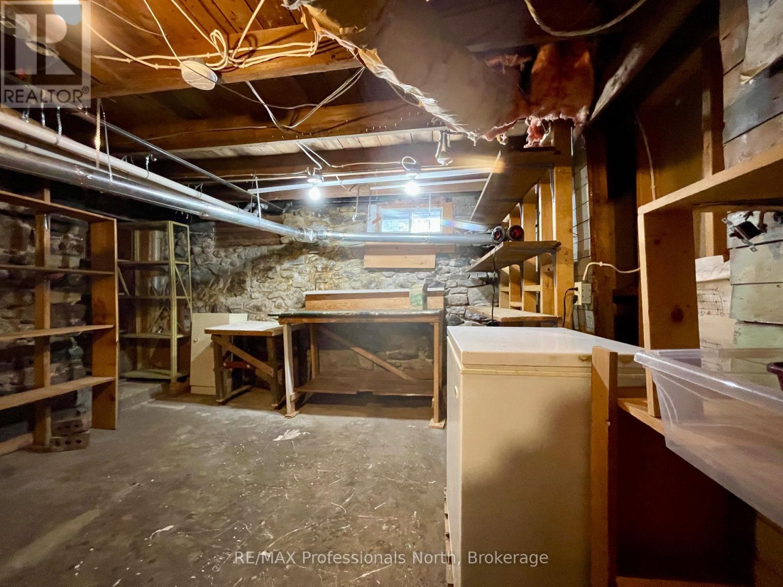 330 John St South Street, Gravenhurst, Ontario P1P 1J1 - Photo 23 - X12593744