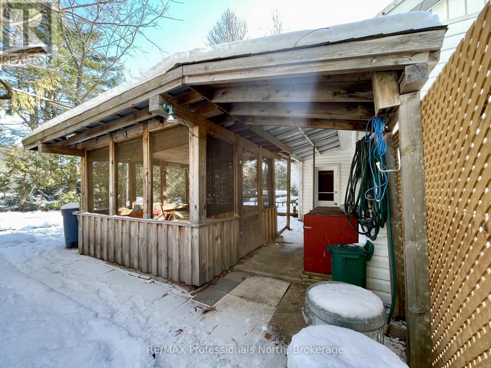 330 John St South Street, Gravenhurst, Ontario P1P 1J1 - Photo 5 - X12593744