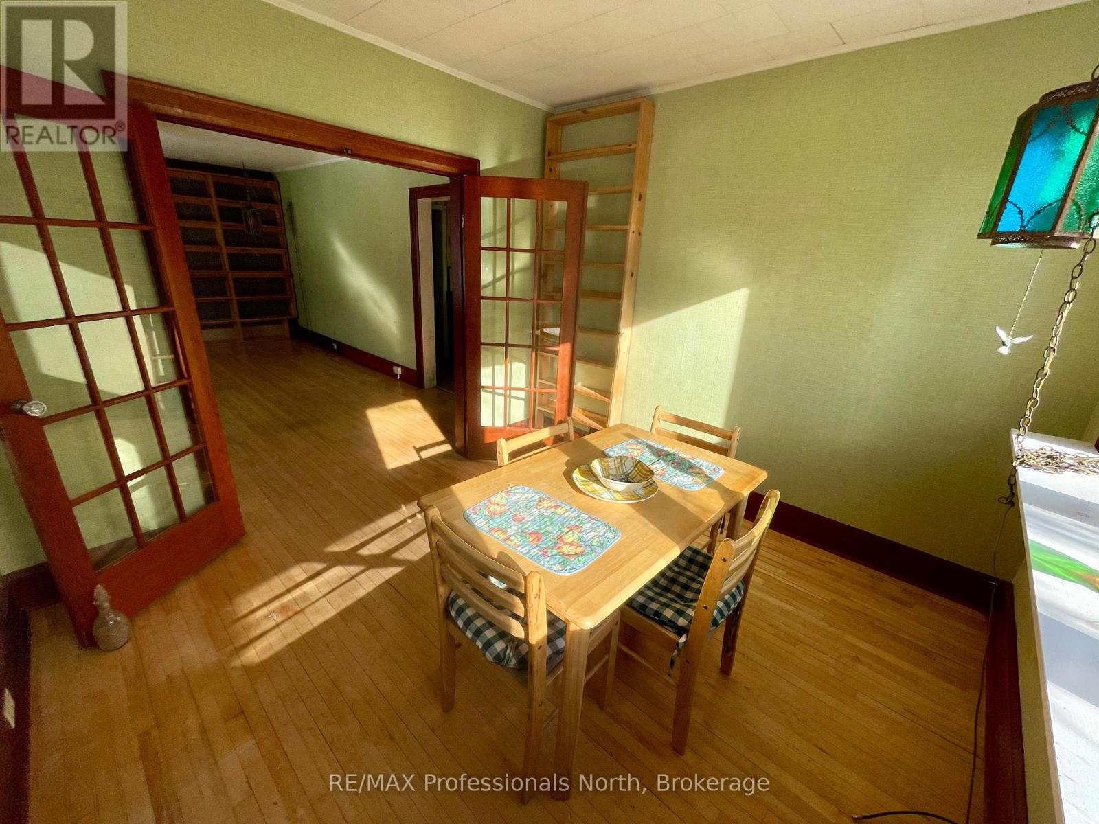 330 John St South Street, Gravenhurst, Ontario P1P 1J1 - Photo 9 - X12593744