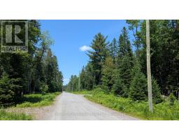 LOT 10 CRIMSON LANE, Huntsville, Ontario