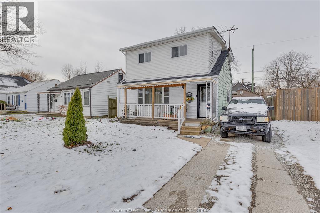 1757 Cadillac Street, Windsor, Ontario N8Y 2V7 - Photo 1 - 25030963