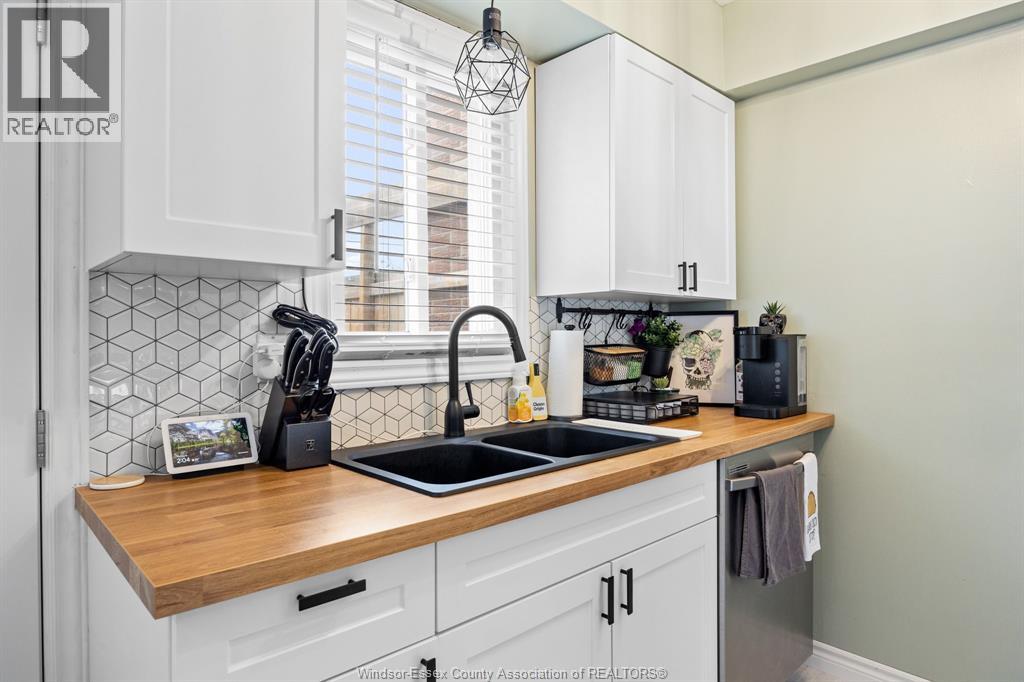 330 Fryer Street, Amherstburg, Ontario  N9V 2L9 - Photo 13 - 25030952