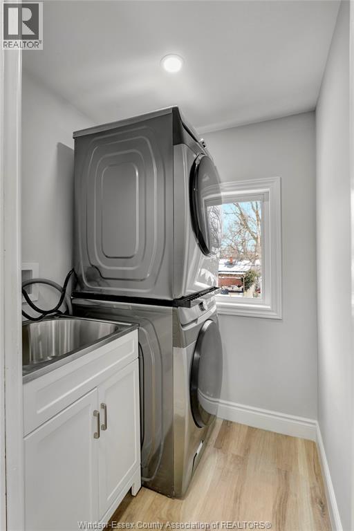 3104 Academy, Windsor, Ontario N9E 2H4 - Photo 17 - 25030898