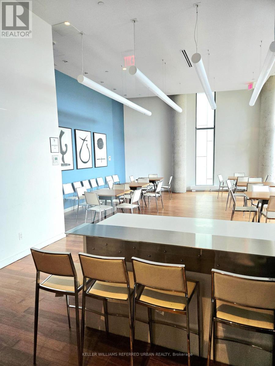 1204 - 170 Fort York Boulevard, Toronto, Ontario  M5V 0E6 - Photo 8 - C12535296