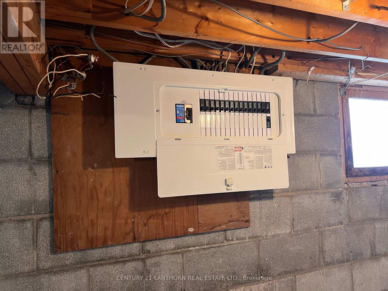 87-89 Scott Avenue, Quinte West, Ontario  K0K 2C0 - Photo 13 - X12130920