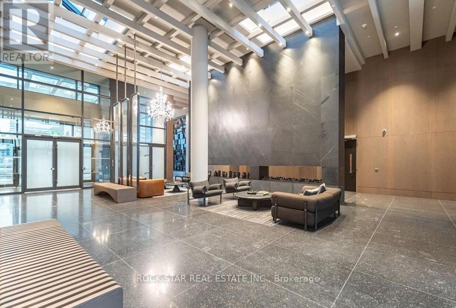 707 - 8 Interchange Way, Vaughan, Ontario  L4K 0R2 - Photo 17 - N12556226