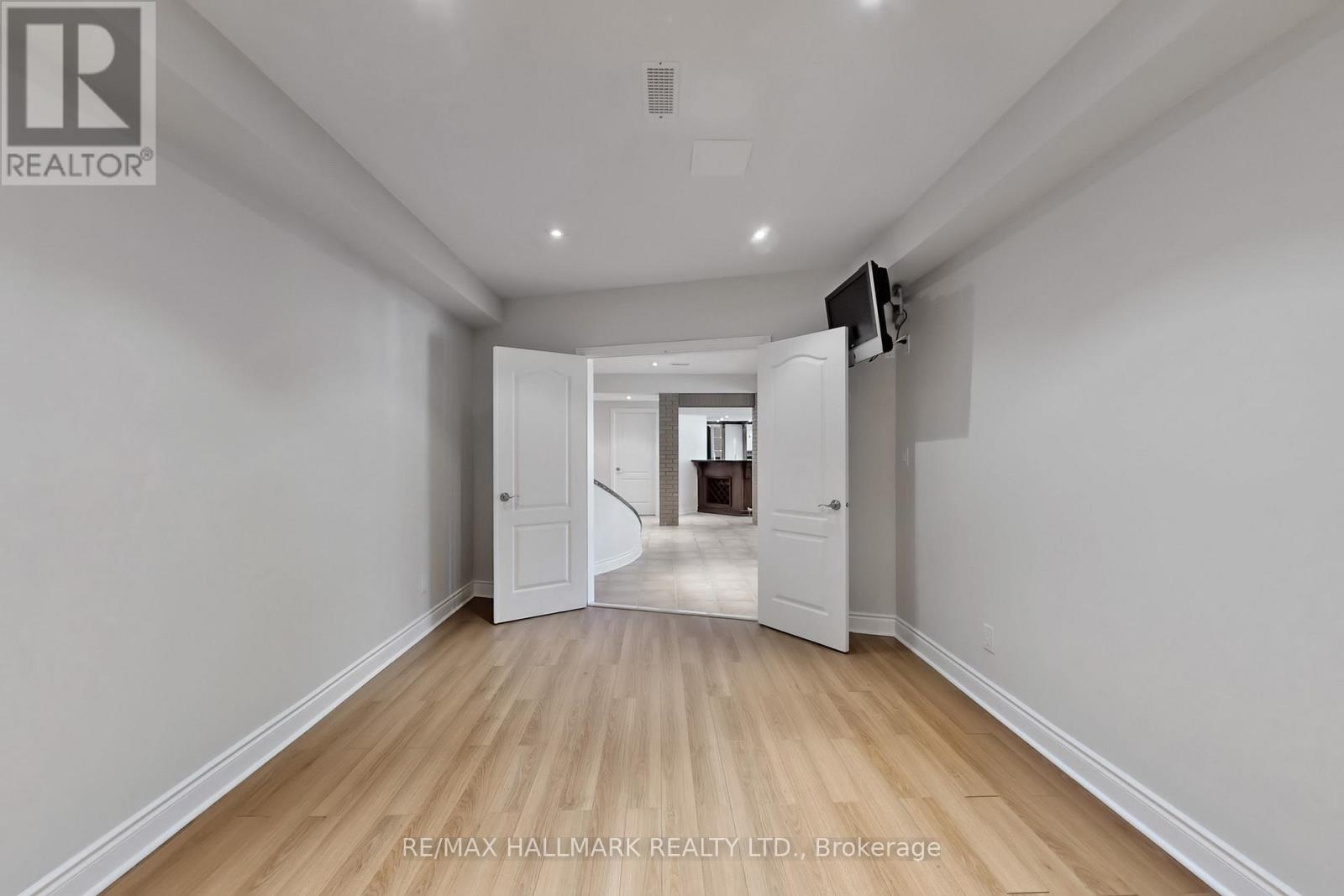 383 Paradelle Drive, Richmond Hill, Ontario  L4E 4R8 - Photo 42 - N12414456