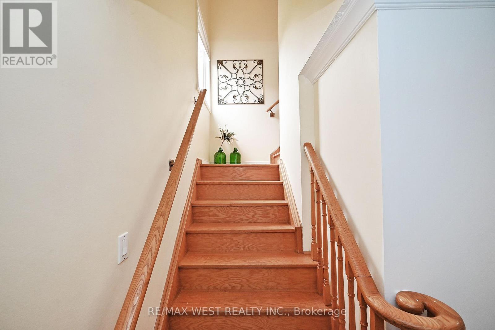 348 Brownridge Drive, Vaughan, Ontario  L4J 5W9 - Photo 19 - N12523090