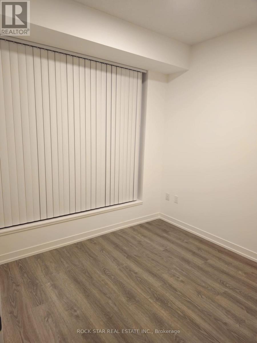 707 - 8 Interchange Way, Vaughan, Ontario  L4K 0R2 - Photo 8 - N12556226