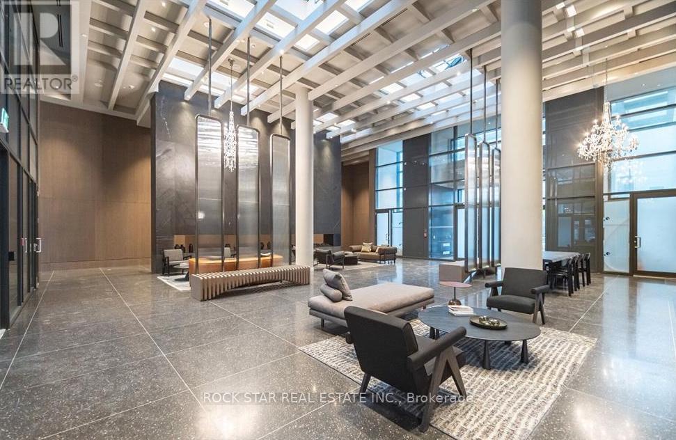 707 - 8 Interchange Way, Vaughan, Ontario  L4K 0R2 - Photo 18 - N12556226