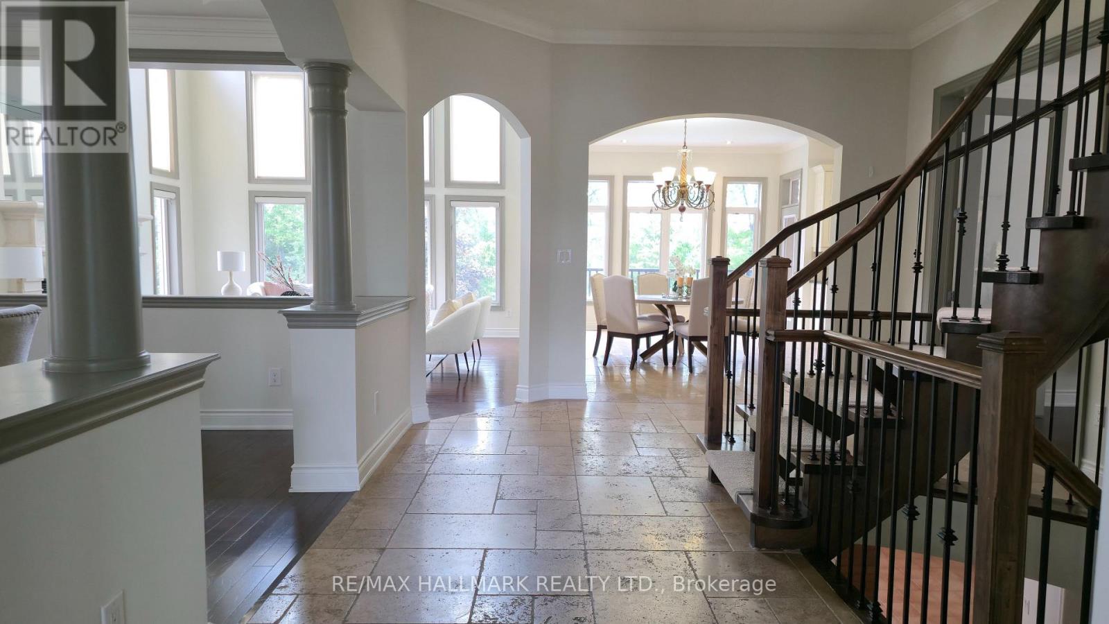 383 Paradelle Drive, Richmond Hill, Ontario  L4E 4R8 - Photo 18 - N12414456